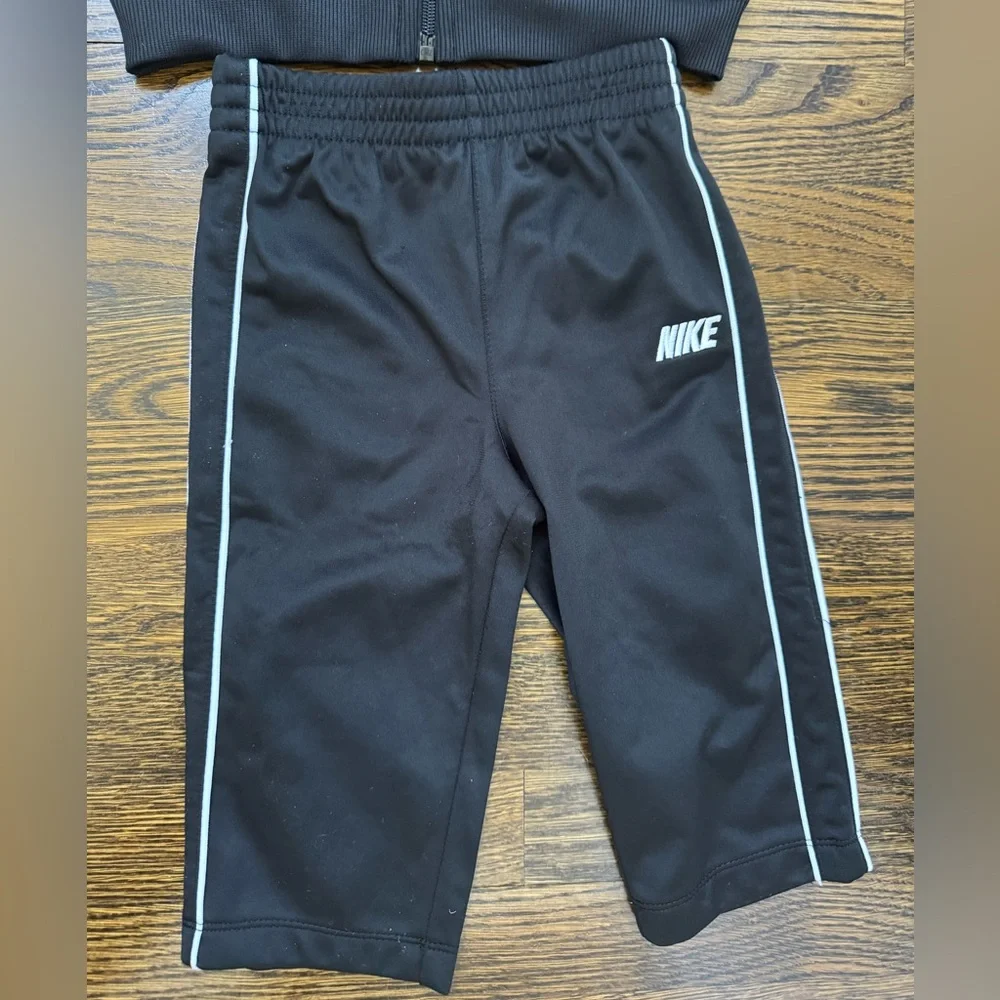Nike Baby Jacket and Pants, Size: 18M - Picture 4 of 4